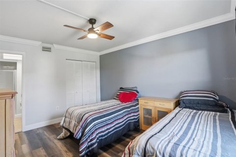 Condo in Port Charlotte, Florida, 2 bedrooms № 2166311 - photo 20