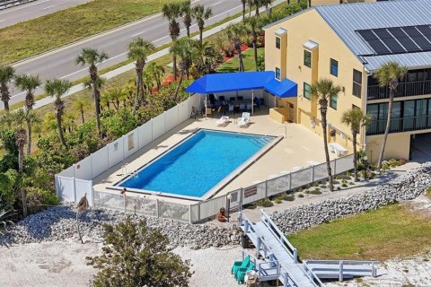 Condo in Port Charlotte, Florida, 2 bedrooms № 2166311 - photo 25