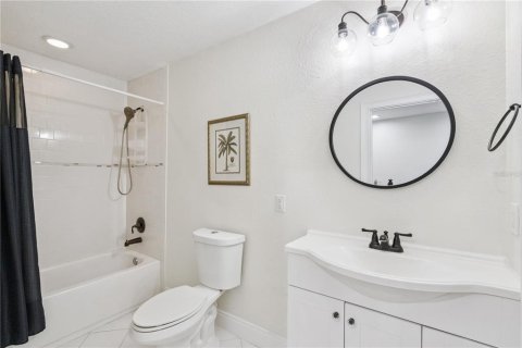 Villa ou maison à louer à Sanford, Floride: 4 chambres, 235.6 m2 № 2399264 - photo 23