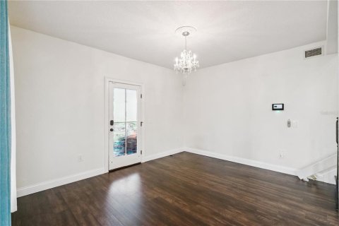 Villa ou maison à louer à Sanford, Floride: 4 chambres, 235.6 m2 № 2399264 - photo 12