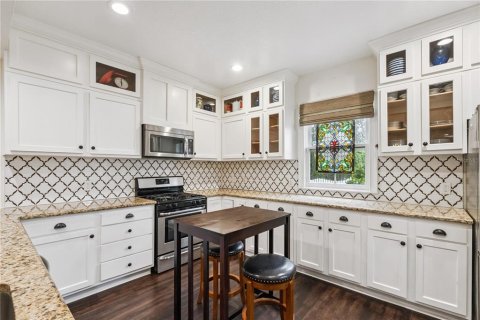 Villa ou maison à louer à Sanford, Floride: 4 chambres, 235.6 m2 № 2399264 - photo 7