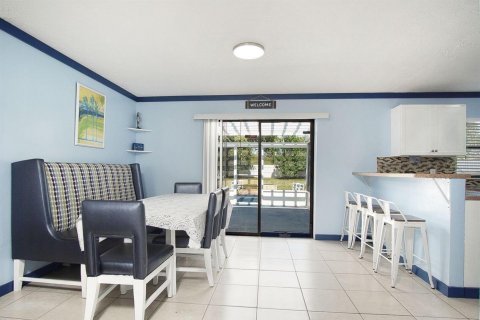 Casa en venta en St. Lucie, Florida, 4 dormitorios, 126.53 m2 № 2077871 - foto 4