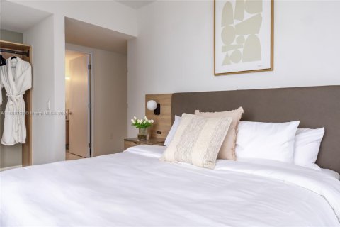 Condominio en alquiler en Miami, Florida, 2 dormitorios, 118.73 m2 № 2012194 - foto 30