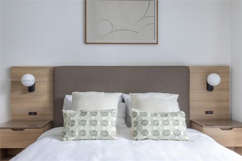 Condominio en alquiler en Miami, Florida, 2 dormitorios, 118.73 m2 № 2012194 - foto 20