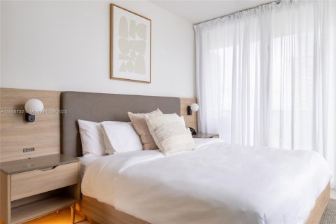 Condominio en alquiler en Miami, Florida, 2 dormitorios, 118.73 m2 № 2012194 - foto 28