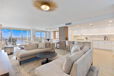 Copropriété à vendre à Fort Lauderdale, Floride: 2 chambres, 201.6 m2 № 2185988 - photo 4