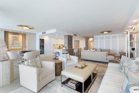 Copropriété à vendre à Fort Lauderdale, Floride: 2 chambres, 201.6 m2 № 2185988 - photo 11