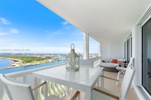 Copropriété à vendre à Fort Lauderdale, Floride: 2 chambres, 201.6 m2 № 2185988 - photo 9