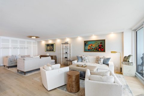 Copropriété à vendre à Fort Lauderdale, Floride: 2 chambres, 201.6 m2 № 2185988 - photo 12