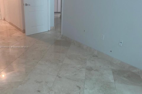 Copropriété à louer à Miami, Floride: 1 chambre, 73.49 m2 № 1956908 - photo 19