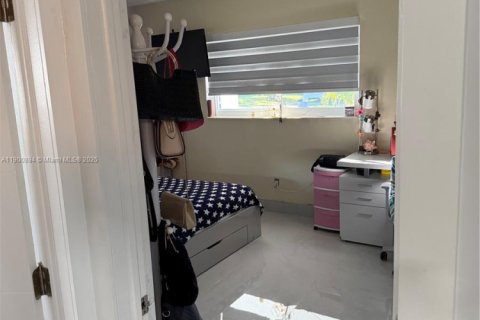 Villa ou maison à louer à Miami, Floride: 3 chambres, 222.41 m2 № 1964461 - photo 26