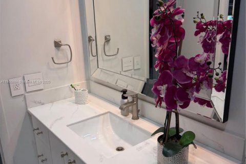 Villa ou maison à louer à Miami, Floride: 3 chambres, 222.41 m2 № 1964461 - photo 25