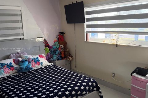 Villa ou maison à louer à Miami, Floride: 3 chambres, 222.41 m2 № 1964461 - photo 29