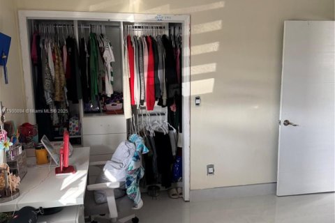 Villa ou maison à louer à Miami, Floride: 3 chambres, 222.41 m2 № 1964461 - photo 30