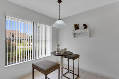 Adosado en venta en Wellington, Florida, 3 dormitorios, 193.61 m2 № 1995083 - foto 16