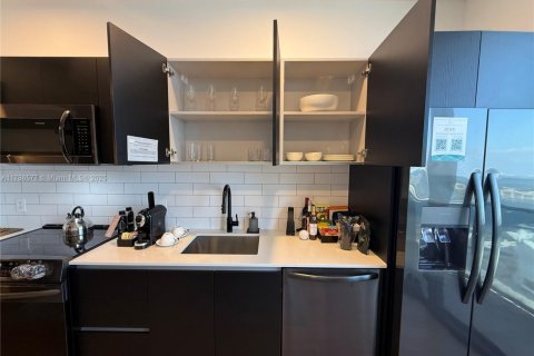 Condominio en venta en Miami, Florida, 41.06 m2 № 1748979 - foto 14