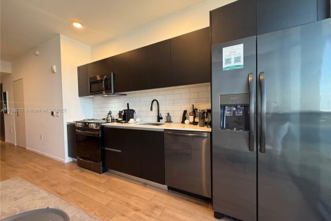 Condominio en venta en Miami, Florida, 41.06 m2 № 1748979 - foto 16