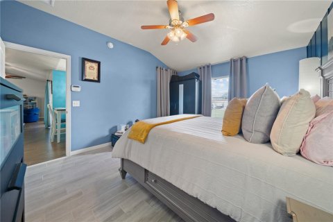 Villa ou maison à vendre à Ocala, Floride: 3 chambres, 167.04 m2 № 1884233 - photo 16