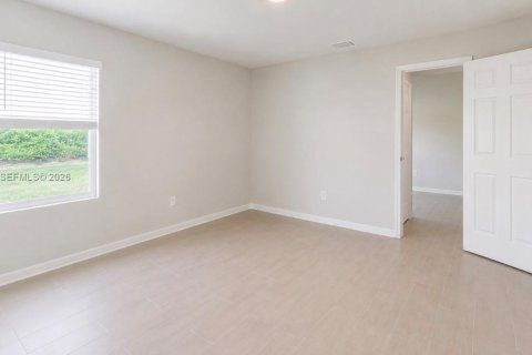 Casa en alquiler en LaBelle, Florida, 4 dormitorios № 2087298 - foto 7