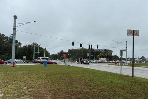 Immobilier commercial à vendre à Summerfield, Floride: 376.81 m2 № 2406279 - photo 12