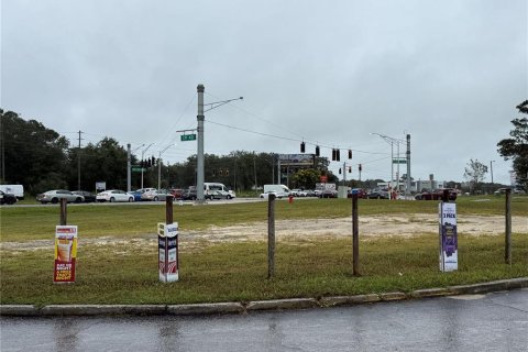 Immobilier commercial à vendre à Summerfield, Floride: 376.81 m2 № 2406279 - photo 13