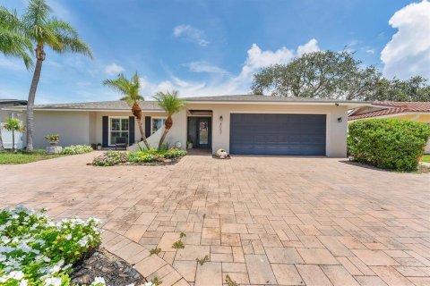 Casa en venta en Saint Petersburg, Florida, 3 dormitorios, 156.08 m2 № 1817475 - foto 4