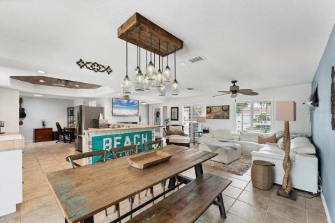 Casa en venta en Saint Petersburg, Florida, 3 dormitorios, 156.08 m2 № 1817475 - foto 9
