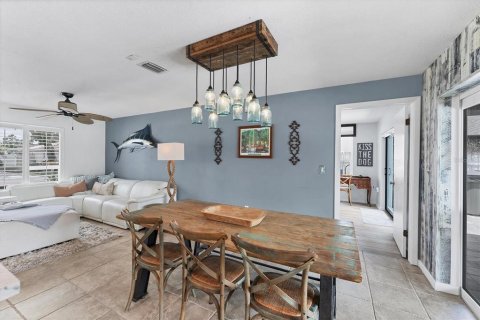 Casa en venta en Saint Petersburg, Florida, 3 dormitorios, 156.08 m2 № 1817475 - foto 18