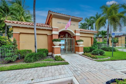 Condo in Dania Beach, Florida, 3 bedrooms  № 1664879 - photo 21