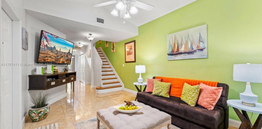 Condo in Dania Beach, Florida, 3 bedrooms № 1664879
