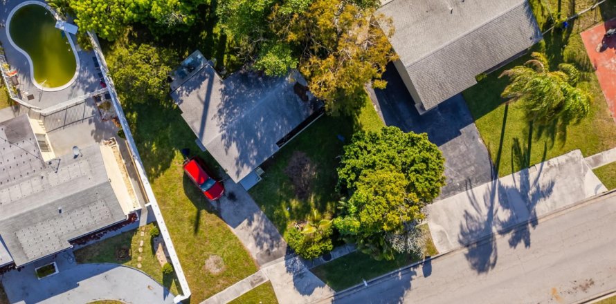 Immobilier commercial à Riviera Beach, Floride 975.47 m2 № 1076950