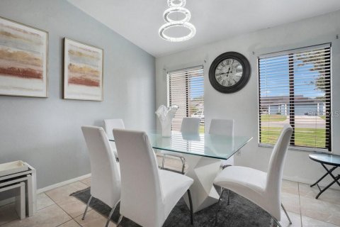 Casa en venta en Kissimmee, Florida, 4 dormitorios, 145.95 m2 № 1898771 - foto 4