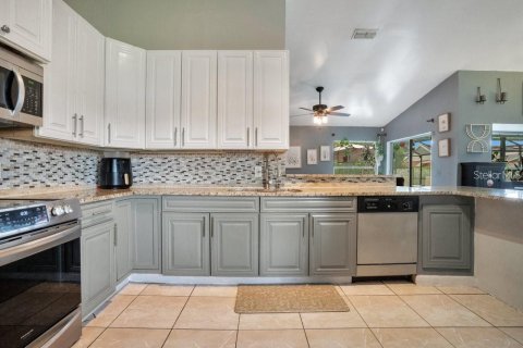 Casa en venta en Kissimmee, Florida, 4 dormitorios, 145.95 m2 № 1898771 - foto 6