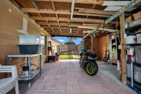 Casa en venta en Kissimmee, Florida, 4 dormitorios, 145.95 m2 № 1898771 - foto 24
