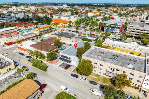 Commercial property in Hialeah, Florida № 1952717 - photo 6