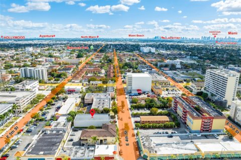 Commercial property in Hialeah, Florida № 1952717 - photo 11