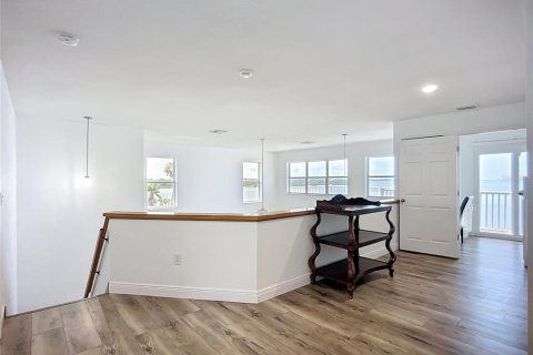 Снять в аренду кондоминиум в Брейдентон, Флорида 5 комнат, 178м2, № 1823008 - фото 16