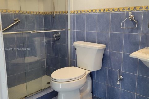 Купить кондоминиум в Майами-Бич, Флорида 2 спальни, № 2003008 - фото 15