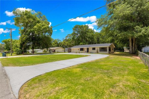 House in Ocala, Florida 4 bedrooms, 145.48 sq.m. № 1783291 - photo 7