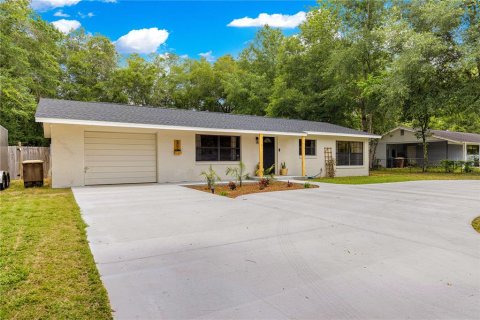 House in Ocala, Florida 4 bedrooms, 145.48 sq.m. № 1783291 - photo 5