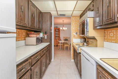Condo in Delray Beach, Florida, 1 bedroom  № 2190794 - photo 12