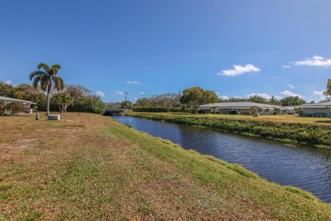 Condo in Delray Beach, Florida, 1 bedroom  № 2190794 - photo 27