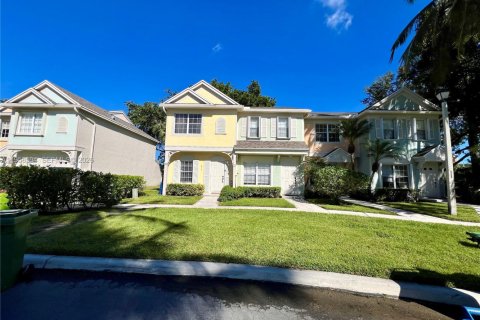 Купить таунхаус в Уэстон, Флорида 2 спальни, 103.12м2, № 2019856 - фото 3