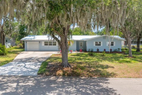 Casa en Bartow, Florida 4 dormitorios, 240.9 m2 № 2139421