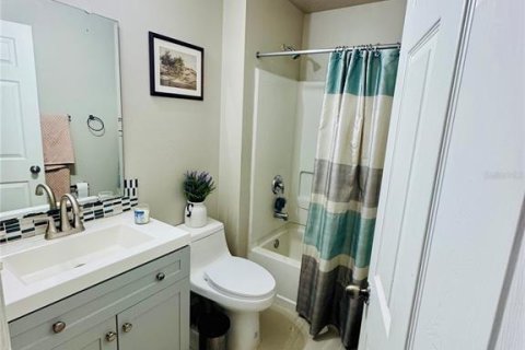 Casa en venta en New Smyrna Beach, Florida, 3 dormitorios, 137.03 m2 № 1778947 - foto 3