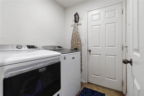 Casa en venta en New Smyrna Beach, Florida, 3 dormitorios, 137.03 m2 № 1778947 - foto 17