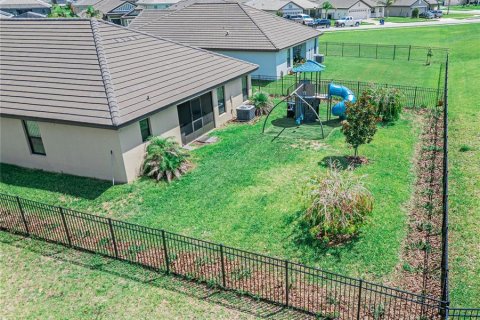 Casa en venta en Auburndale, Florida, 4 dormitorios, 204.38 m2 № 2156648 - foto 29