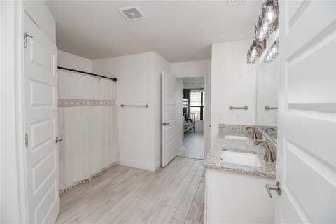 Casa en venta en Auburndale, Florida, 4 dormitorios, 204.38 m2 № 2156648 - foto 24