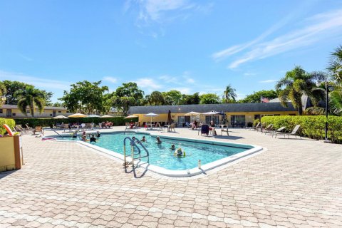 Condominio en venta en Margate, Florida, 1 dormitorio, 68.19 m2 № 2085654 - foto 29