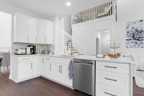 Villa ou maison à vendre à Parkland, Floride: 4 chambres, 237.37 m2 № 1964013 - photo 4